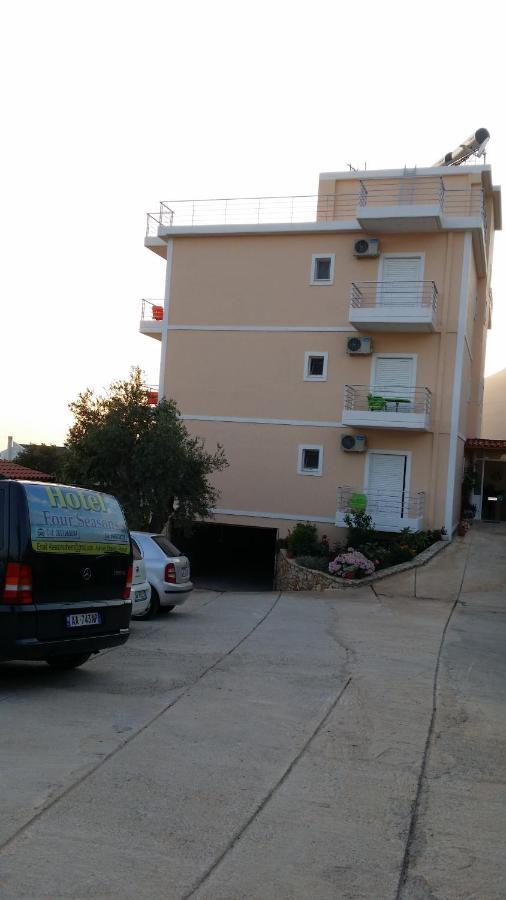 Season Inn Dhërmi Quarto foto